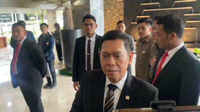 Adies Kadir Soal Usul Usia Pensiun ASN 70 Tahun: Kita Lagi Berjuang Tumbuhkan Ekonomi 8 Persen!