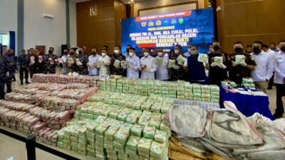 TNI AL Gagalkan Penyelundupan 2 Ton Sabu dan Kokain di Kepri Senilai Rp. 7,5 Triliun