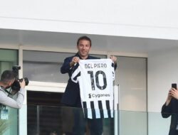 Legenda Timnas Italia dan Juventus, Alessandro Del Piero Resmi Jadi Pelatih