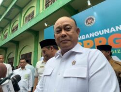 Kepala BGN Klaim Tinggi Anaknya Bisa Capai 180 cm Karena Minum Susu 2 Liter Per Hari
