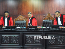 MK Wajibkan Pemerintah Gratiskan Pendidikan Dasar Baik Negeri Maupun Swasta