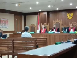 3 Terdakwa Korupsi Timah Rp. 300 Triliun Hanya Divonis 3-10 Tahun Penjara Denda Cuma Rp. 500-750 Juta