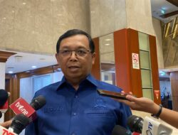 Sekjen Demokrat Minta Jangan Benturkan Prabowo dan Jokowi