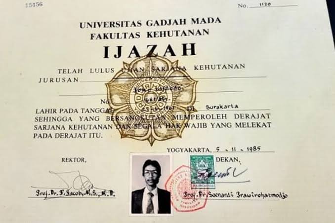Siapa Yang Bakal Dipenjara Dalam Kasus Dugaan Ijazah Palsu? Roy Suryo Cs Atau Jokowi?