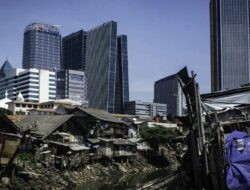 Kelas Menengah Anjlok, Ekonom UI Percaya Angka Kemiskinan Bank Dunia Harus Jadi PR Pemerintah
