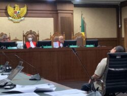 Saeful Bahri Dikirim Foto Hasto dan Djan Faridz oleh Harun Masiku saat Mengurus Fatwa MA
