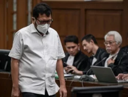 Jampidsus kaget, Jaksa Anak Buahnya Nyaris Pingsan Usai Temukan Uang Rp. 920 Miliar di Rumah Zarof Ricar