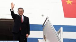 Perdana Menteri China Lakukan Kunjungan Resmi ke Indonesia