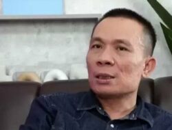 Soroti Pengesahan Skripsi Jokowi, Rismon Sianipar: Mengaku Saja, Rakyat Tentu Memaafkan Kok!