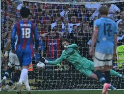 Hajar Manchester City 1-0, Dean Henderson dan Eze Bawa Crystal Palace Juara Piala FA