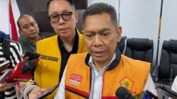 Adies Kadir Tegaskan Ormas MKGR Siap Pasang Badan Jika Ada Yang Ganggu Bahlil Lahadalia