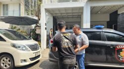Tak Mau Dijemput Polisi, Buronan Charlie Chandra Pilih Ngumpet di Rumah