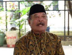 Wow! Meski Usianya 83 Tahun, Haji Bolot Hafal Nama 42 Cucunya