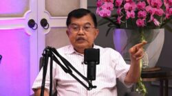 Jusuf Kalla Sindir Jokowi Soal Ijazah