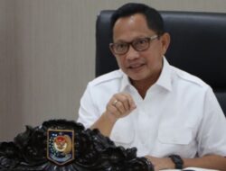 Blunder Fatal! Tito Karnavian Wajib Mundur Dari Jabatan Mendagri