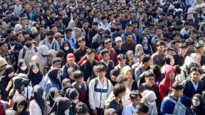 Hendri Satrio Soal Ricuh Job Fair Bekasi: Dedi Mulyadi Jangan Hanya Sibuk Ngonten