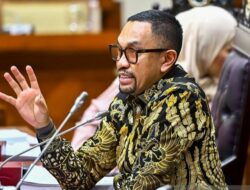 Ahmad Sahroni Dukung Ormas Dilarang Pakai Atribut Mirip Aparat: Petantang-petenteng Sok Jagoan!