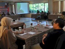 Profesor Ekonomi Kritik Mendagri Izinkan Lagi Rapat di Hotel: Cederai Semangat Efisiensi!