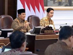 Hendri Satrio: Prabowo Diprediksi Rombak Kabinet Usai Idul Adha Hingga Oktober 2025