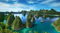 Surga Terakhir Raja Ampat dalam Ancaman Industri Nikel, JJ Rizal: Dosa Kekuasaan Jahanam Dobel