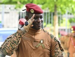Ibrahim Traoré: Pemimpin Muda Revolusioner Burkina Faso Yang Bikin Barat Ketar-Ketir