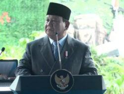 Prabowo ke Para Mahasiswa Unhan: Jangan Contoh Saya, Contohlah SBY!