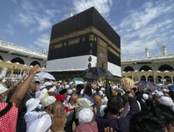 Ditipu Travel, Ribuan Calon Jemaah Haji Indonesia Terlantar di Singapura