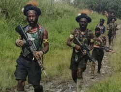 Baku Tembak Pecah di Papua Tengah, Pimpinan OPM Paling Bengis Wendanus Murib Tewas!