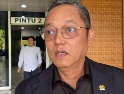 Luhut Sedih Jasa Jokowi Dilupakan, Deddy Yevri Sitorus: Terlalu Berlebihan!