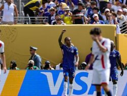 Chelsea Juara Piala Dunia Antar Klub 2025 Usai Sikat PSG 3-0, Cole Palmer Cetak Brace