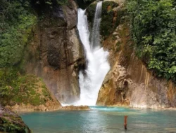 Air Terjun Sipagogo, Destinasi Tersembunyi Yang Menyegarkan di Pasaman Barat