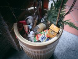 Bolehkah Umat Islam Menyimpan Sampah di Dalam Rumah?