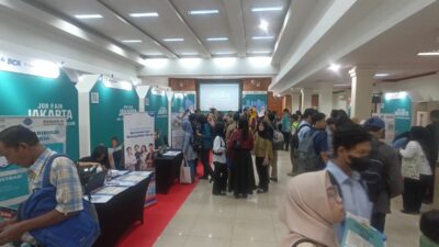 Para Pencari Kerja Tagih Janji Gibran Sediakan 19 Juta Lapangan Kerja: Kami Butuh!