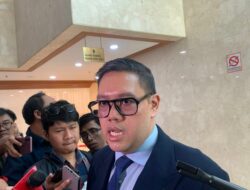 Bukan Dwifungsi, Dave Laksono Sebut TNI Bantu Produksi Obat Bagian Operasi Militer Selain Perang