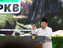 Prabowo Suka Filosofi NU: Tidak Kemana-mana, Tapi Ada di Mana-mana