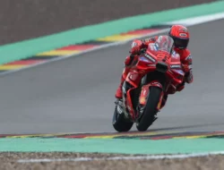 Kualifikasi MotoGP Jerman: Marc Marquez Raih Pole Position Ketujuh di Tengah Hujan