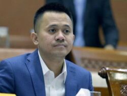 Mufti Anam Soal 30 Wamen Rangkap Jabatan Komisaris BUMN: Ironi! Rakyat Sulit Cari Kerja!