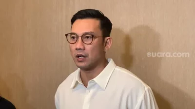 Denny Sumargo Bebaskan Anak Pilih Agama Sendiri: Kristen Atau Islam Yang Penting Tanggung Jawab!