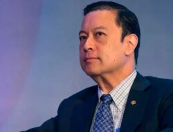 Hukum Milik Penguasa, Dipesan Untuk Bikin Tom Lembong dan Roy Suryo Sengsara