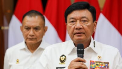 Makan Banyak Korban, Menko Polkam Budi Gunawan Tutup Jalur Pendakian Rinjani