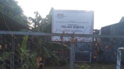 KPK Pasang Tanda Penyitaan pada Aset Tersangka Korupsi Dana Hibah Pokmas Jatim