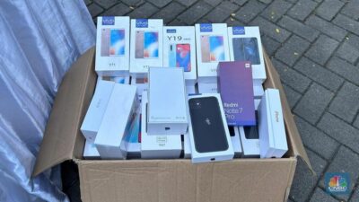 Ribuan Hp Palsu Aneka Merek Beredar di Indonesia, Ini Cara Bedakan Dengan Yang Asli