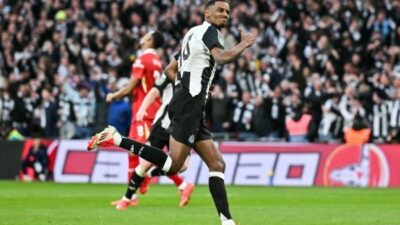 Al Hilal dan Liverpool Bersaing Kejar Striker Newcastle United, Alexander Isak