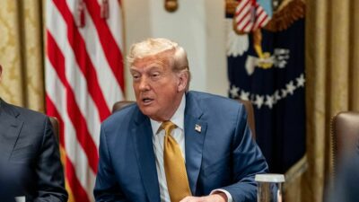 Demi Diskon Tarif Impor Trump: RI Wajib Borong 50 Jet Boeing dan Energi Rp. 244 Triliun!