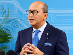 Rosan Roeslani Bantah Isu BPI Danantara Bakal Ambil Paksa 51 Persen Saham BCA: Nggak Ada!