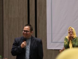 Achmad Annama Ajak Ibu-Ibu Pengajian Al-Hidayah Bikin Konten Dakwah Digital