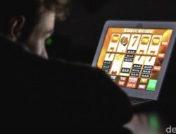 Ini Hukum Menafkahi Keluarga Dari Hasil Slot Judi Online