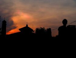 Ini Penjelasan Islam dan Sains Kenapa Anak Kecil Tak Boleh Keluar Saat Maghrib
