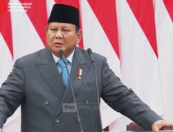 Kajian Politik Merah Putih: Prabowo Jual Ilusi Masa Depan Cerah, Indonesia Terancam Oligarki dan Revolusi
