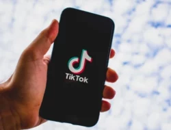 TikTok Melesat Jadi Medsos Favorit Orang Indonesia Tahun 2025, Unggul Dari YouTube dan Facebook